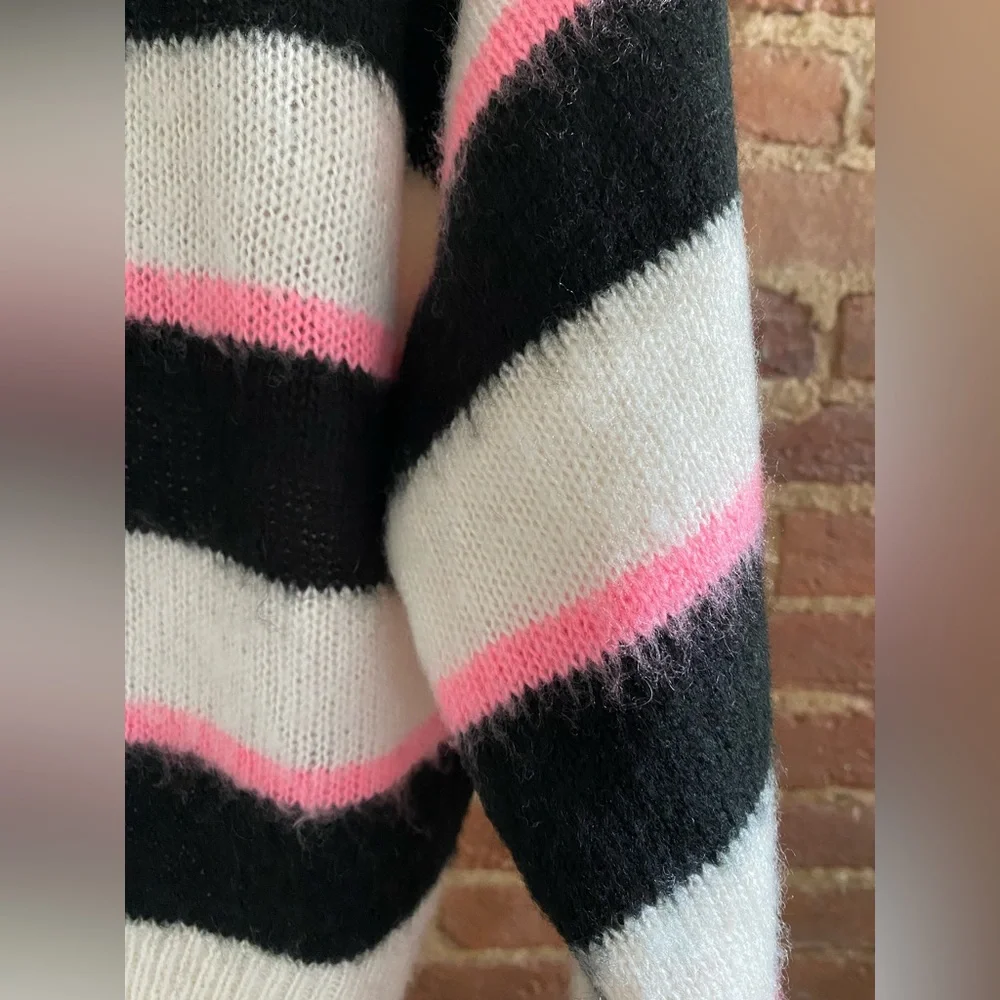H&M Bold Stripe Knit Sweater - Picture 4 of 9